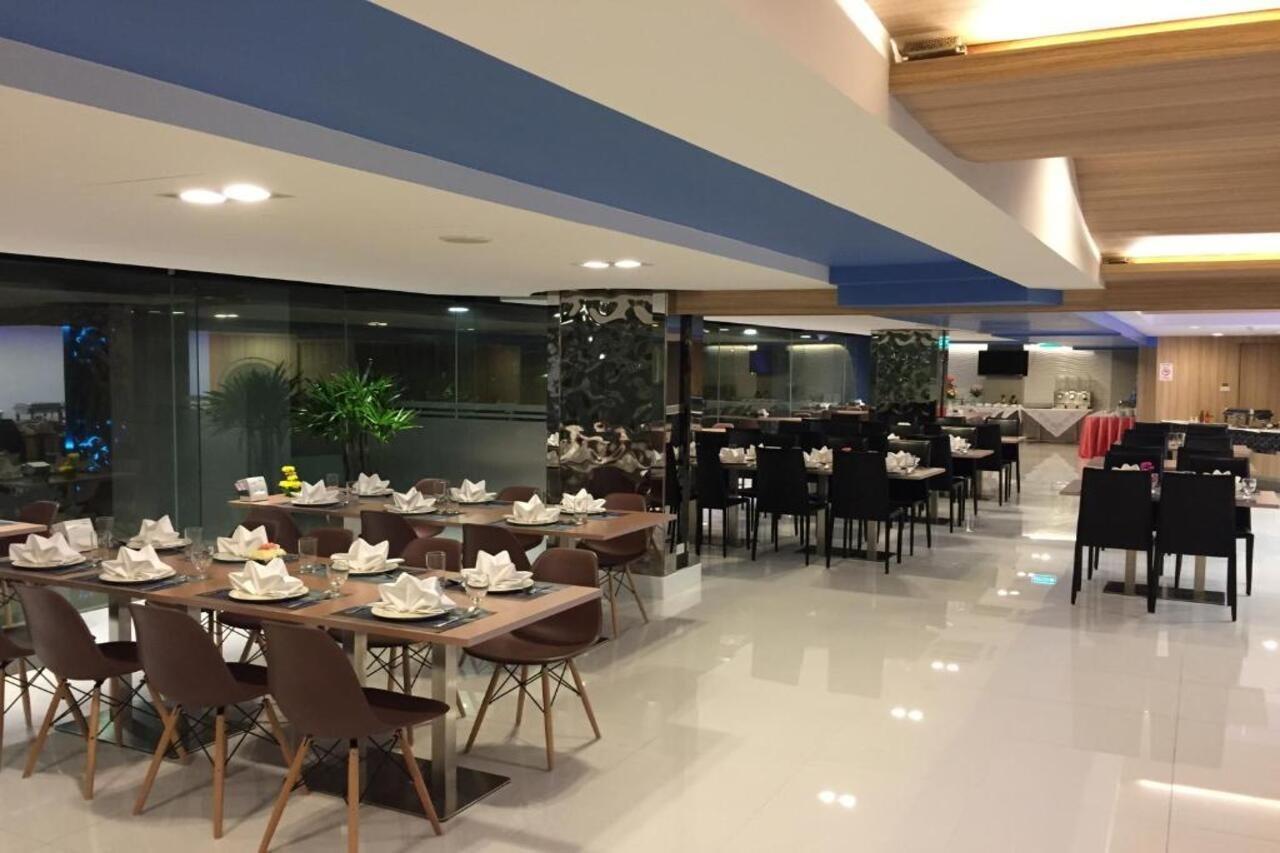 Grand Tower Inn Sathorn Hotel Банкок Екстериор снимка